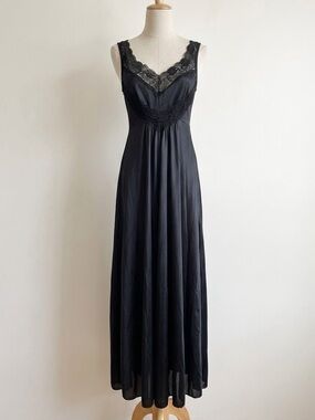 Vintage Undercover Wear Black Lace Trim Maxi Nightgown Lingerie Dress S